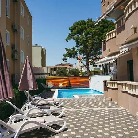 In Mit Gemeinschaftlichem Pool Und Terrasse - B55608 아파트 *